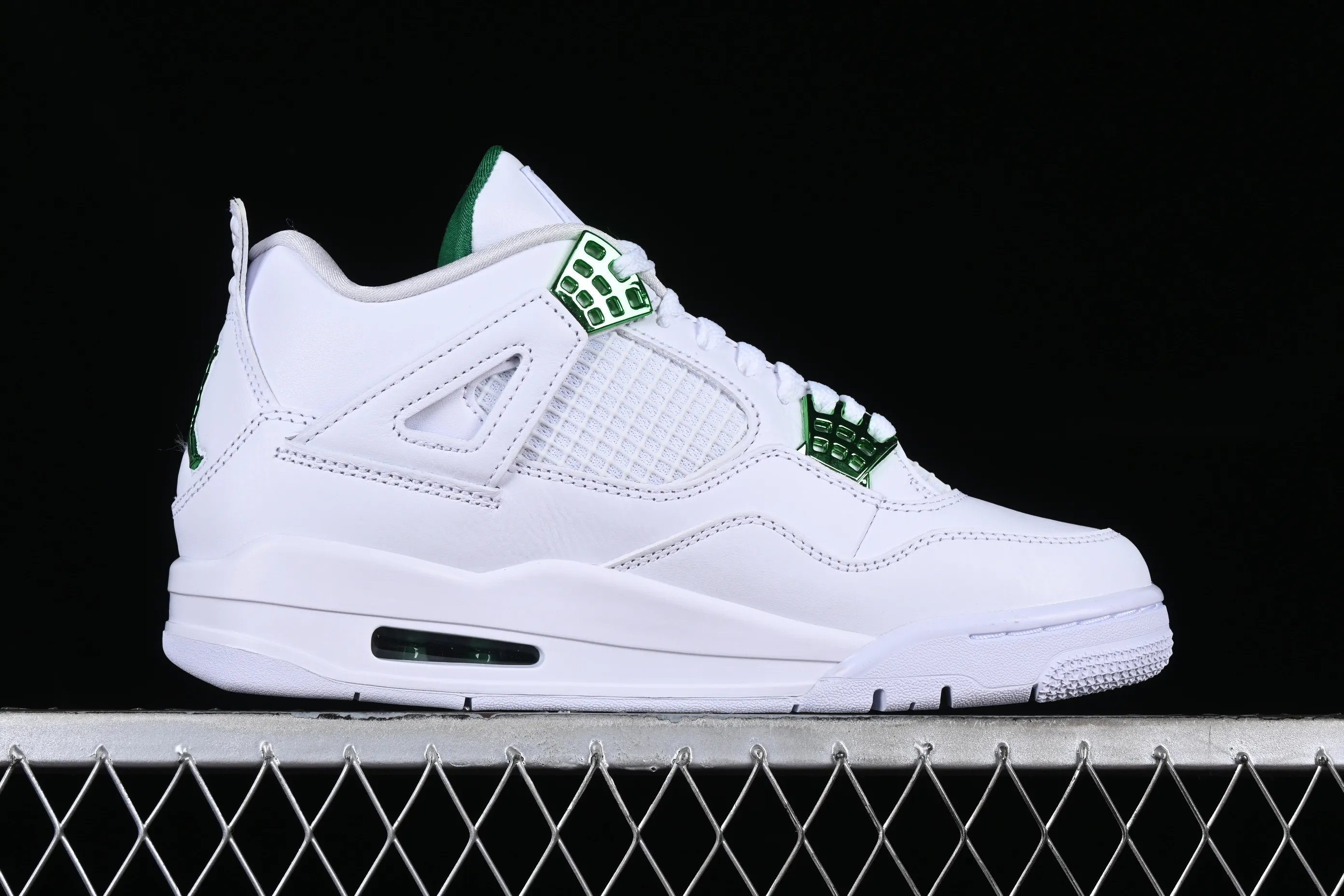All categories Air Jordan Jordan series basketball shoes Air Jordan 4 GX foreign trade version Air Jordan 4 "Pine Green" AJ4 Joe 4 white and green first layer genuine standard CT8527-113